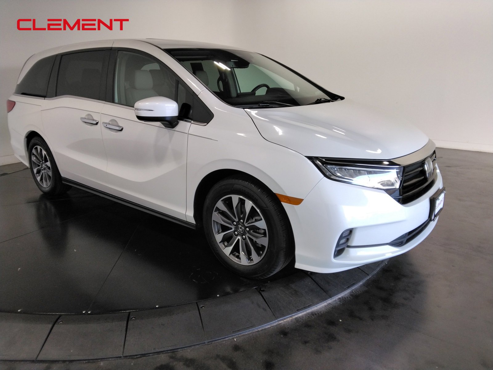Used 2023 Honda Odyssey EX-L image 3