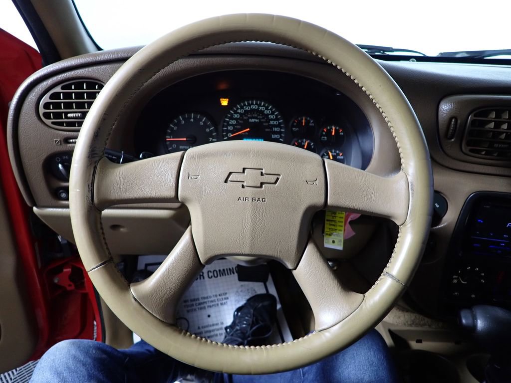 Used 2002 Chevrolet TrailBlazer LS w/ Preferred Equipment Group image 20