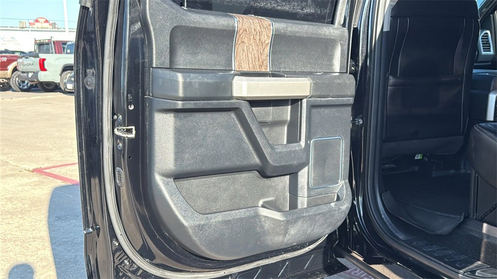 Used 2017 Ford F250 Lariat w/ FX4 Off-Road Package image 16