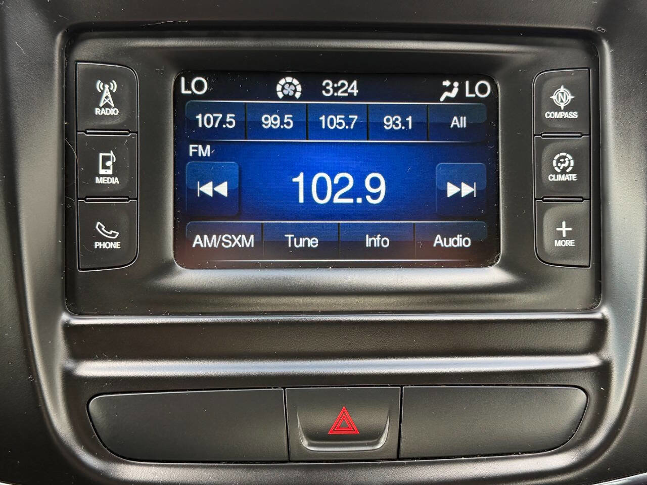 Used 2016 Chrysler 200 S w/ Comfort Group image 42