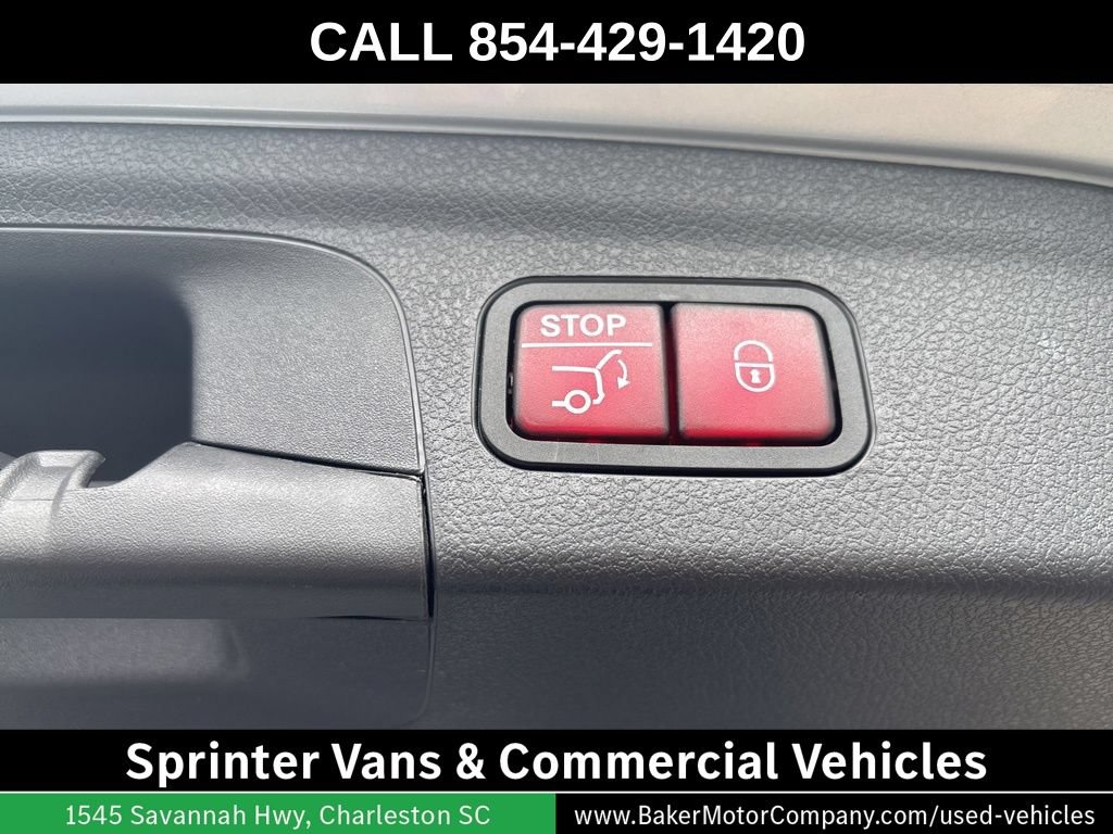 Used 2024 Mercedes-Benz GLE 350 4MATIC image 17