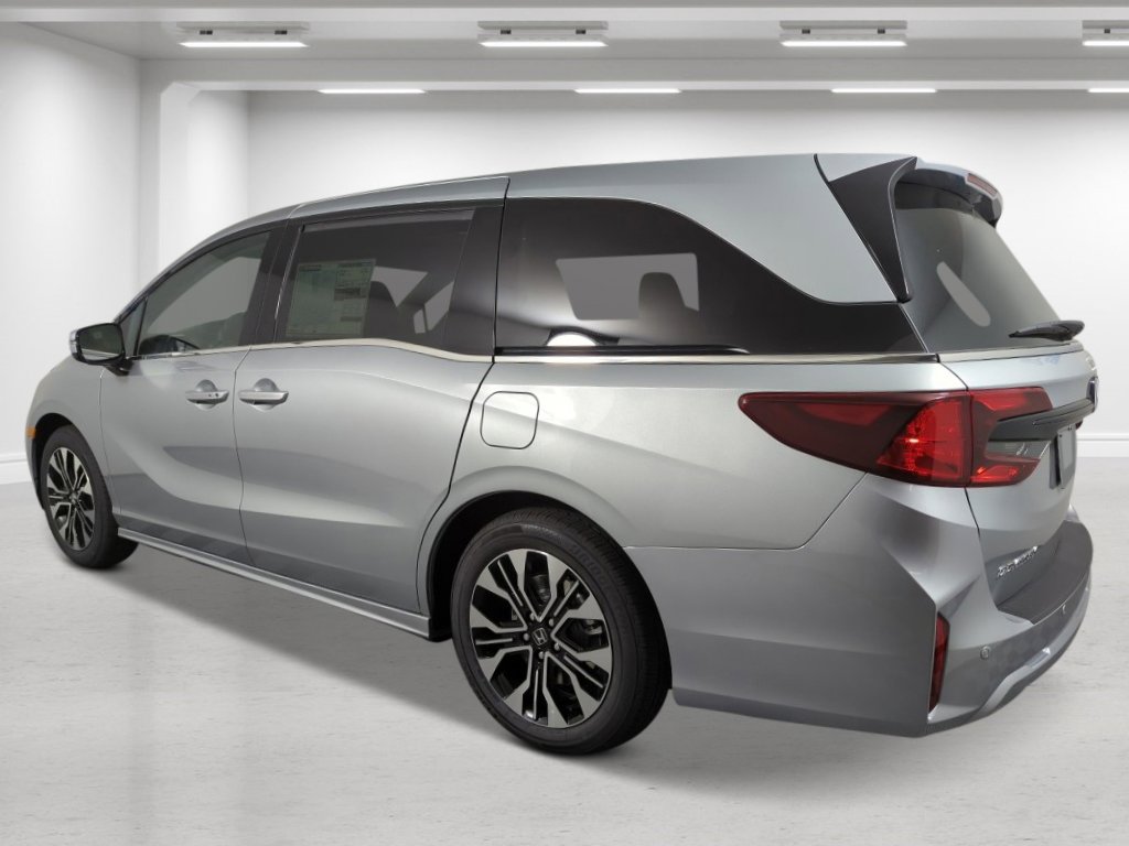 New 2026 Honda Odyssey Elite image 4