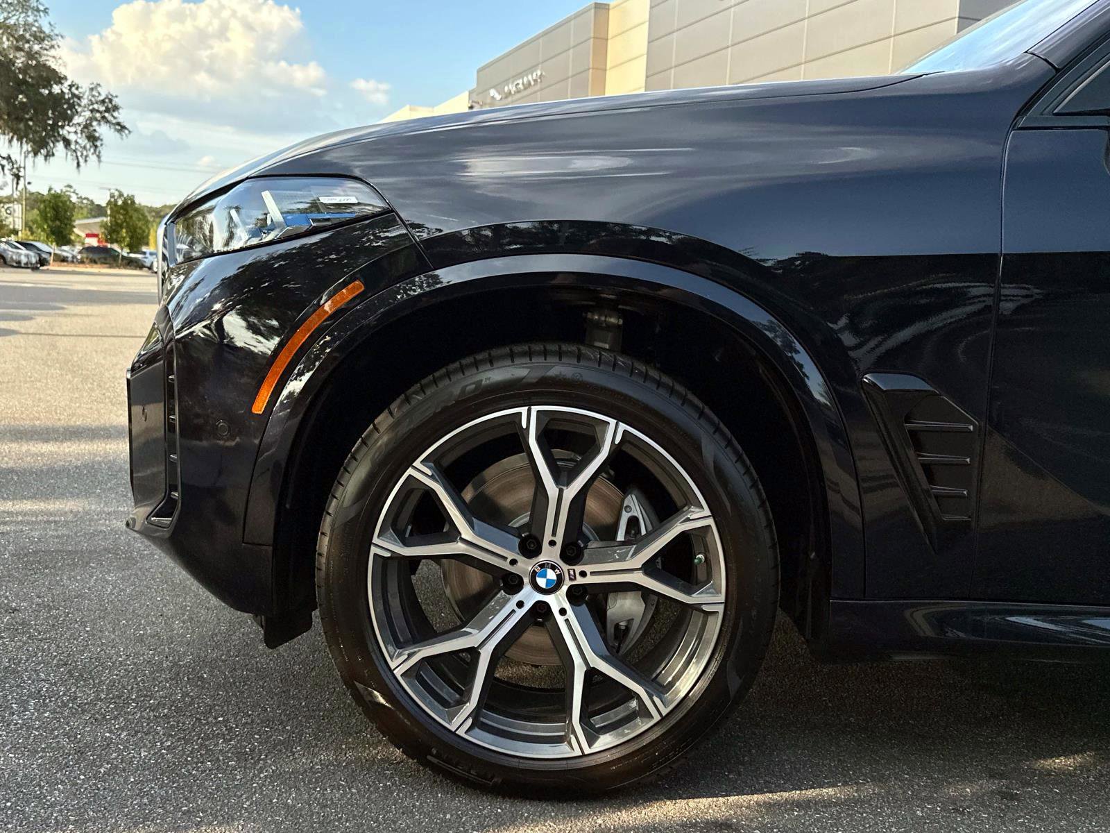 New 2026 BMW X5 sDrive40i w/ M Sport Package image 10