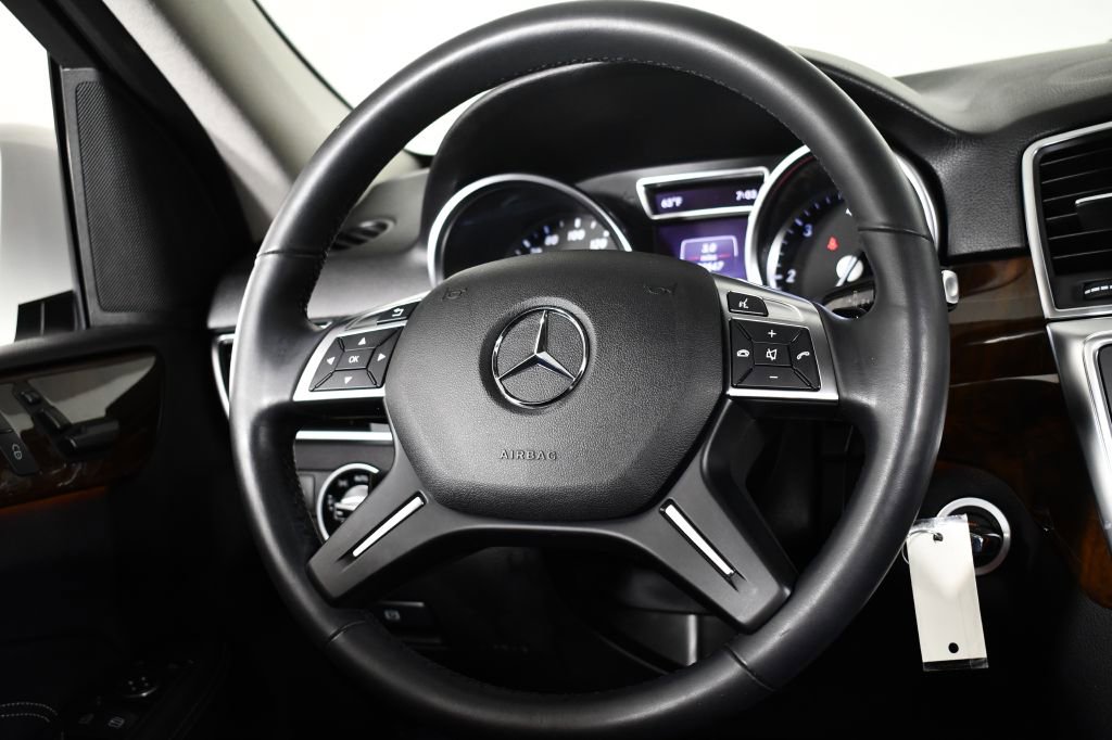 Used 2015 Mercedes-Benz ML 250 BlueTEC 4MATIC image 25