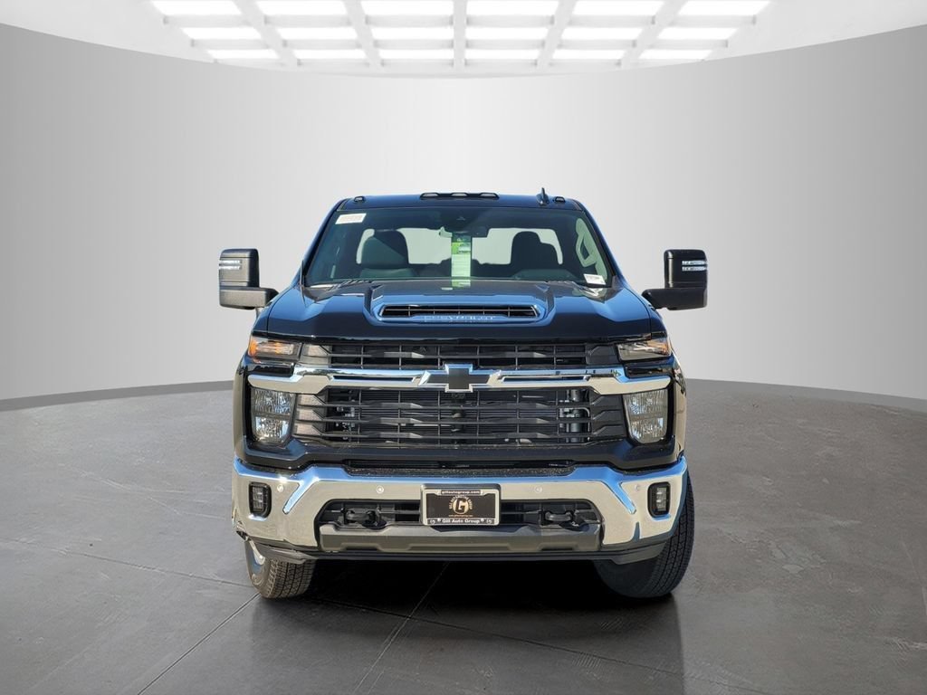 New 2026 Chevrolet Silverado 3500 LT w/ All Star Edition AWD/4WD image 2
