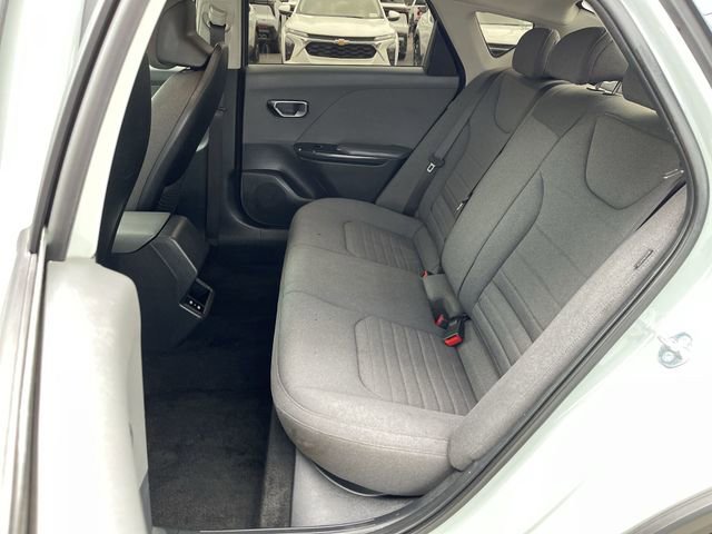 Used 2025 Kia K4 EX image 24