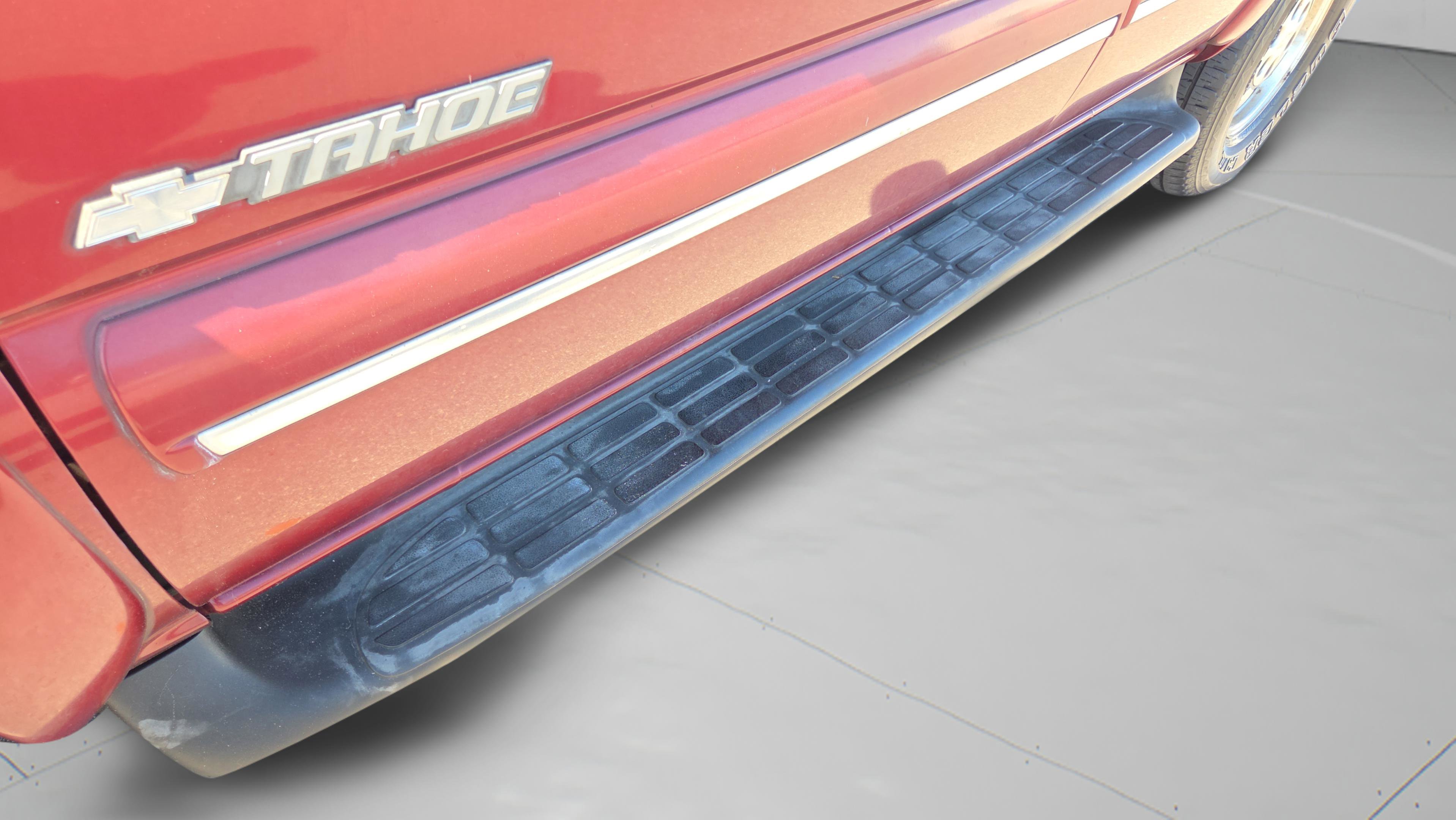 Used 2003 Chevrolet Tahoe LT RWD image 29