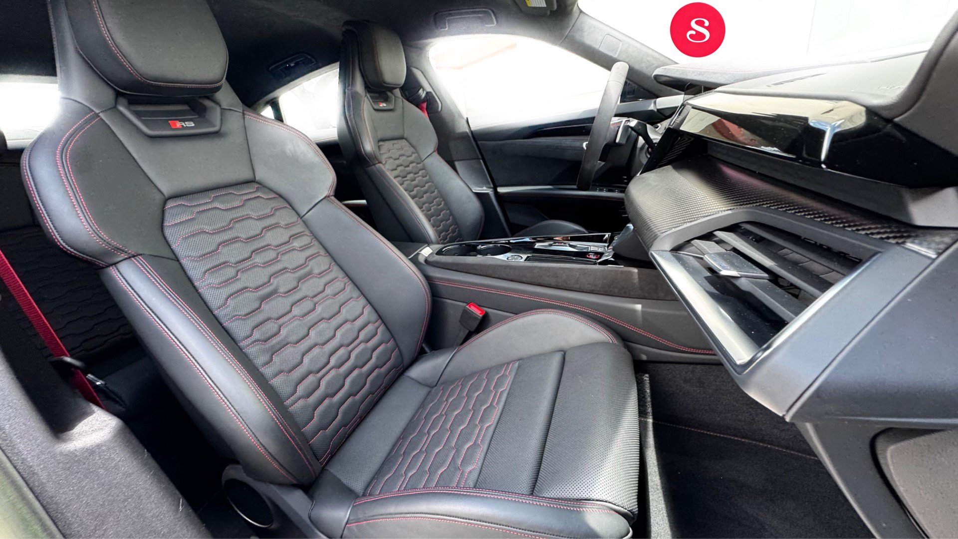 Used 2022 Audi RS e-tron GT w/ Year 1 Package AWD/4WD image 19