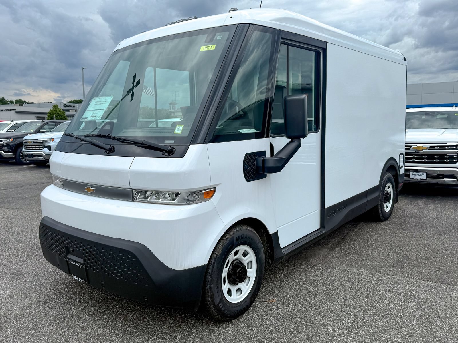 New 2026 Chevrolet Brightdrop 400 w/ Battery Pack, Max Range AWD/4WD image 3