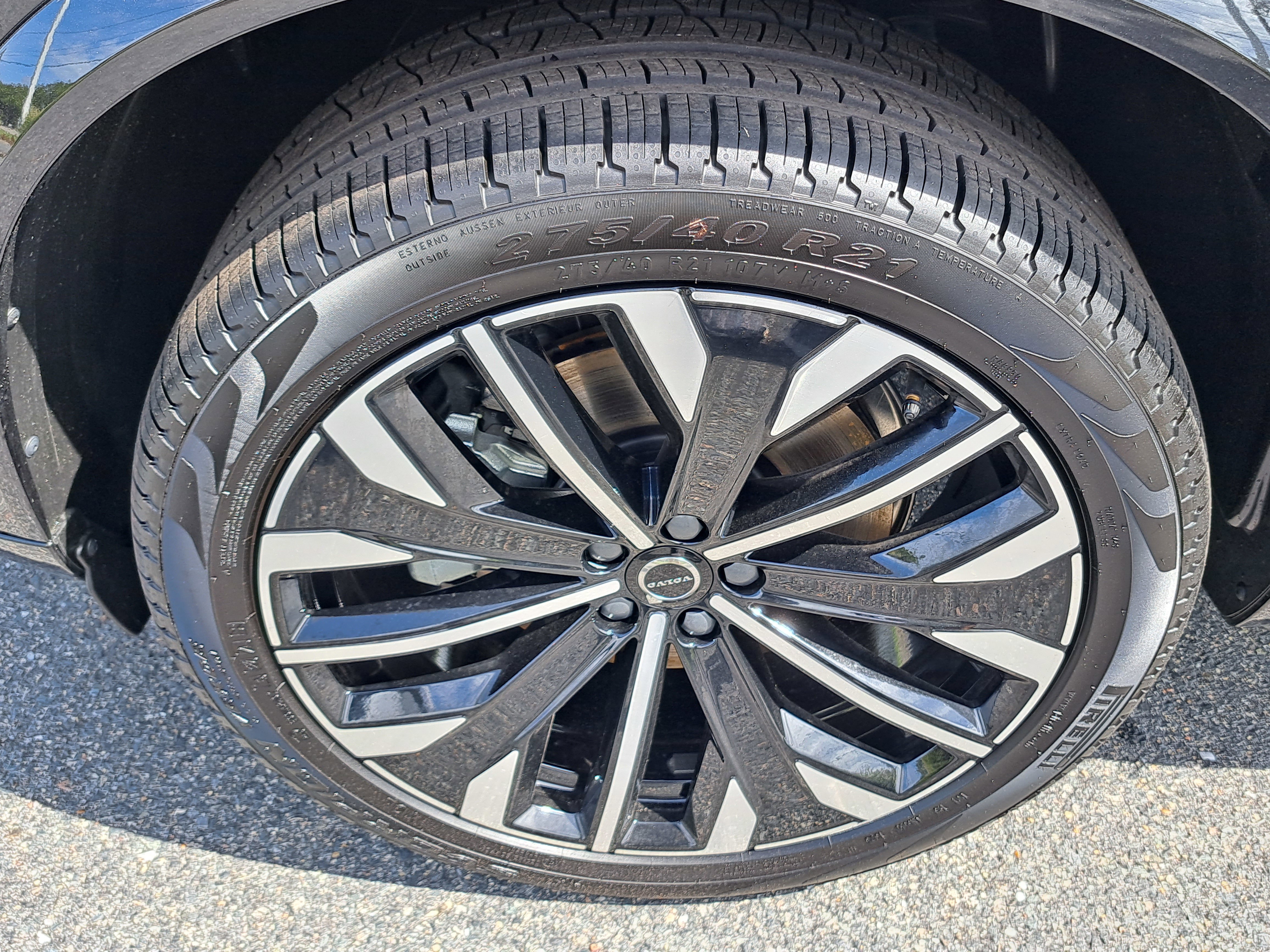 New 2026 Volvo XC90 B6 Ultra image 9