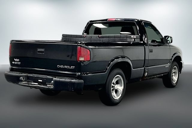 Used 2002 Chevrolet S10 Pickup LS w/ LS Preferred Equipment Group RWD image 7