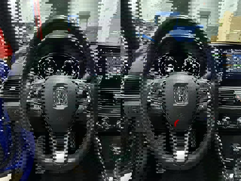 Used 2022 Honda Accord Sport image 18