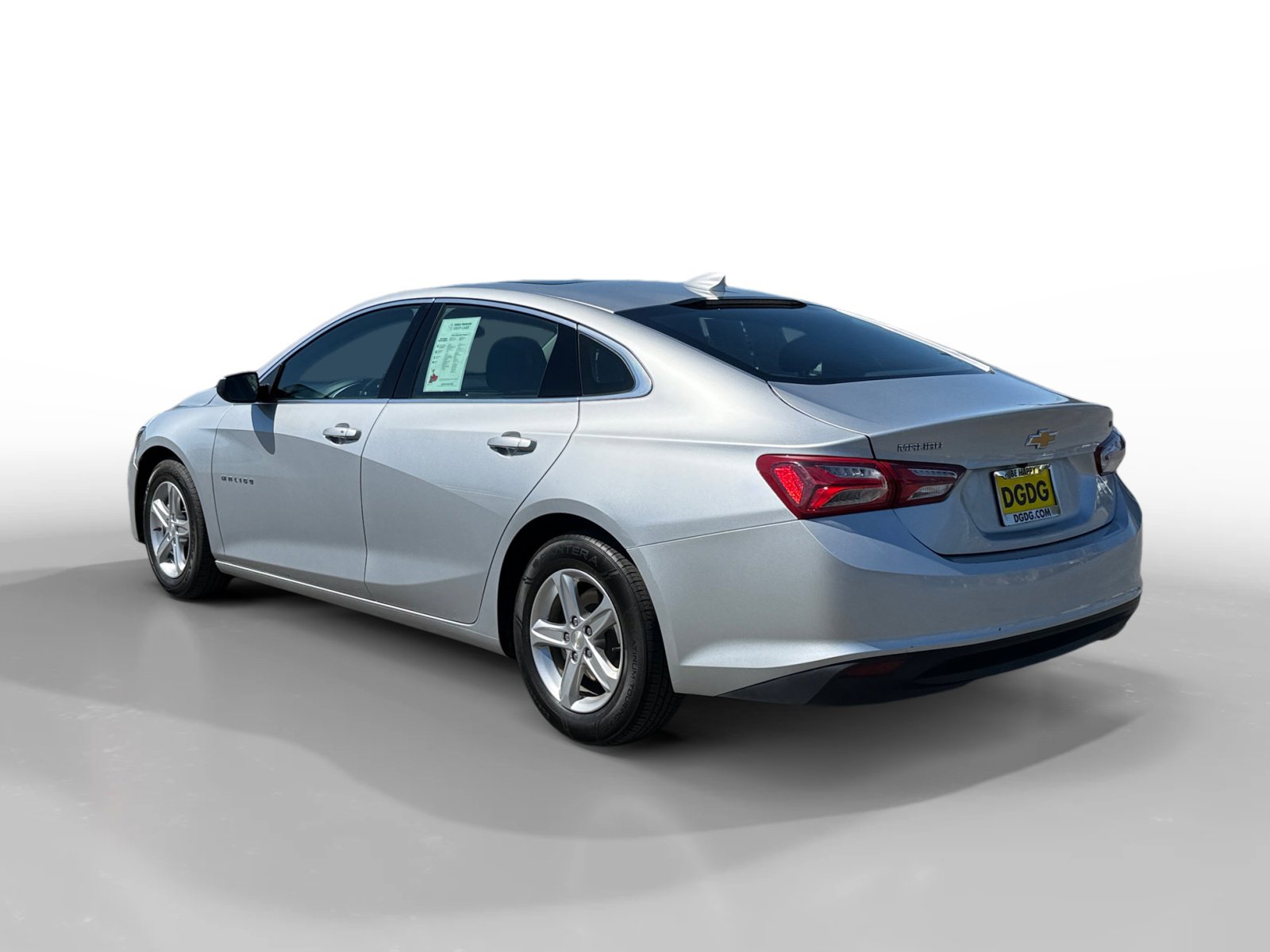 Used 2022 Chevrolet Malibu LT image 3