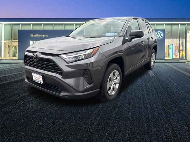 Used 2023 Toyota RAV4 LE image 8