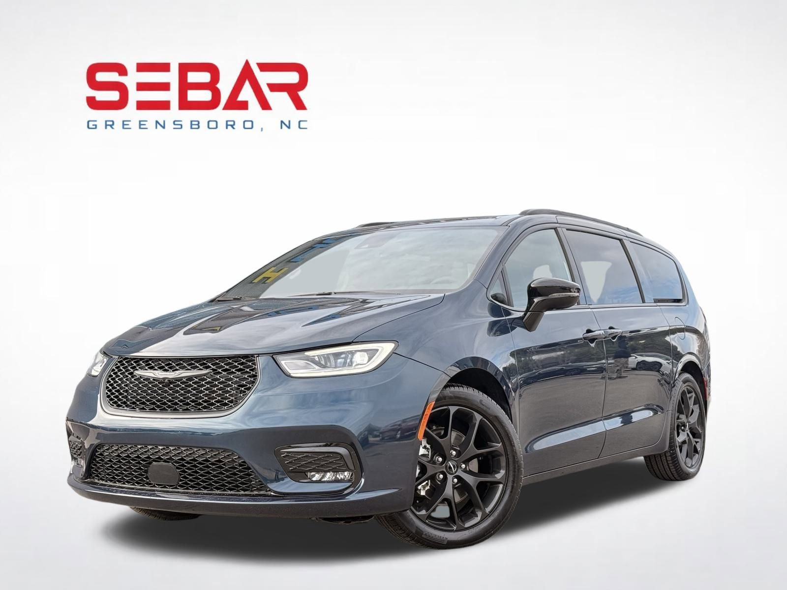 Used 2025 Chrysler Pacifica Limited