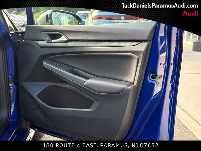 Used 2024 Volkswagen Golf R AWD/4WD image 19