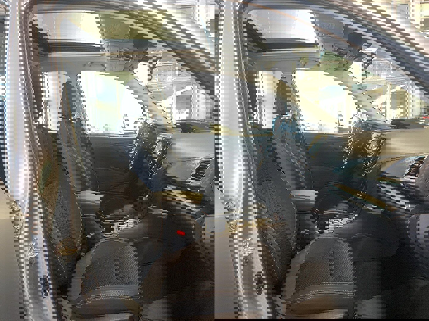 Used 2022 Subaru Forester Premium image 18