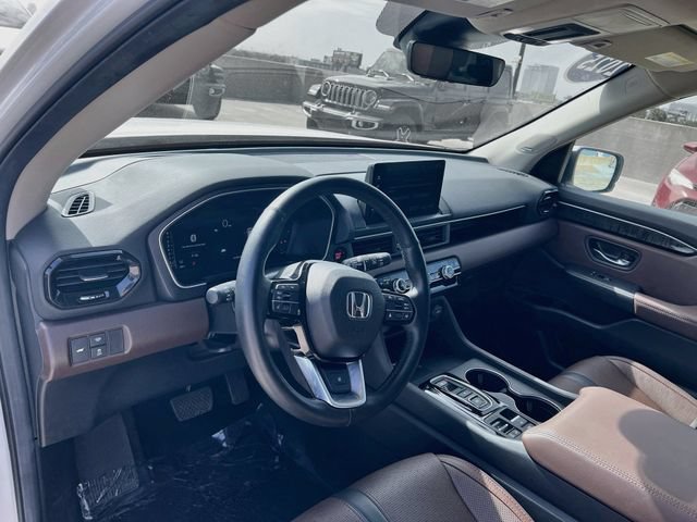 Used 2025 Honda Pilot Elite image 11