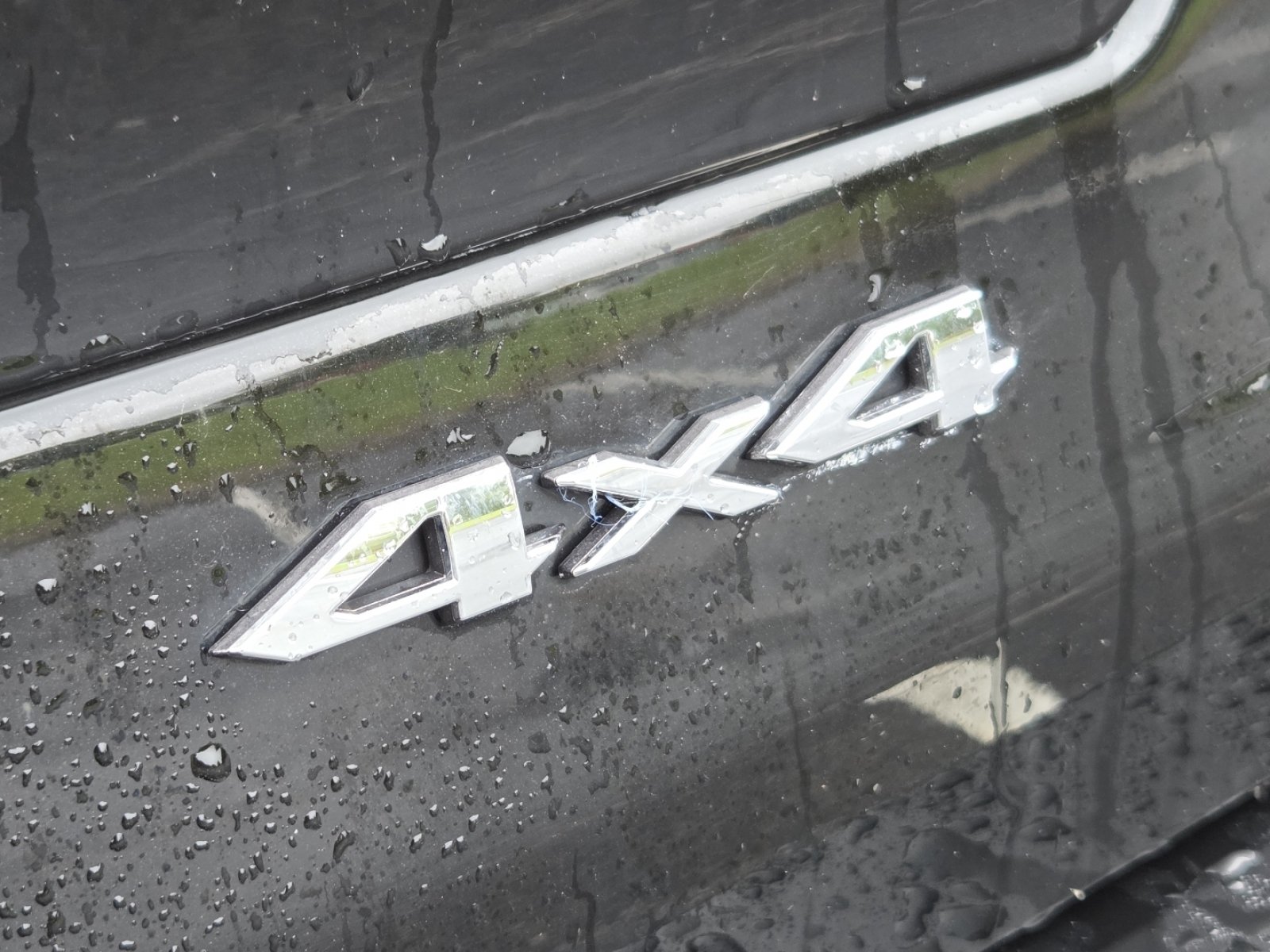 Used 2022 Jeep Grand Cherokee Overland AWD/4WD image 18