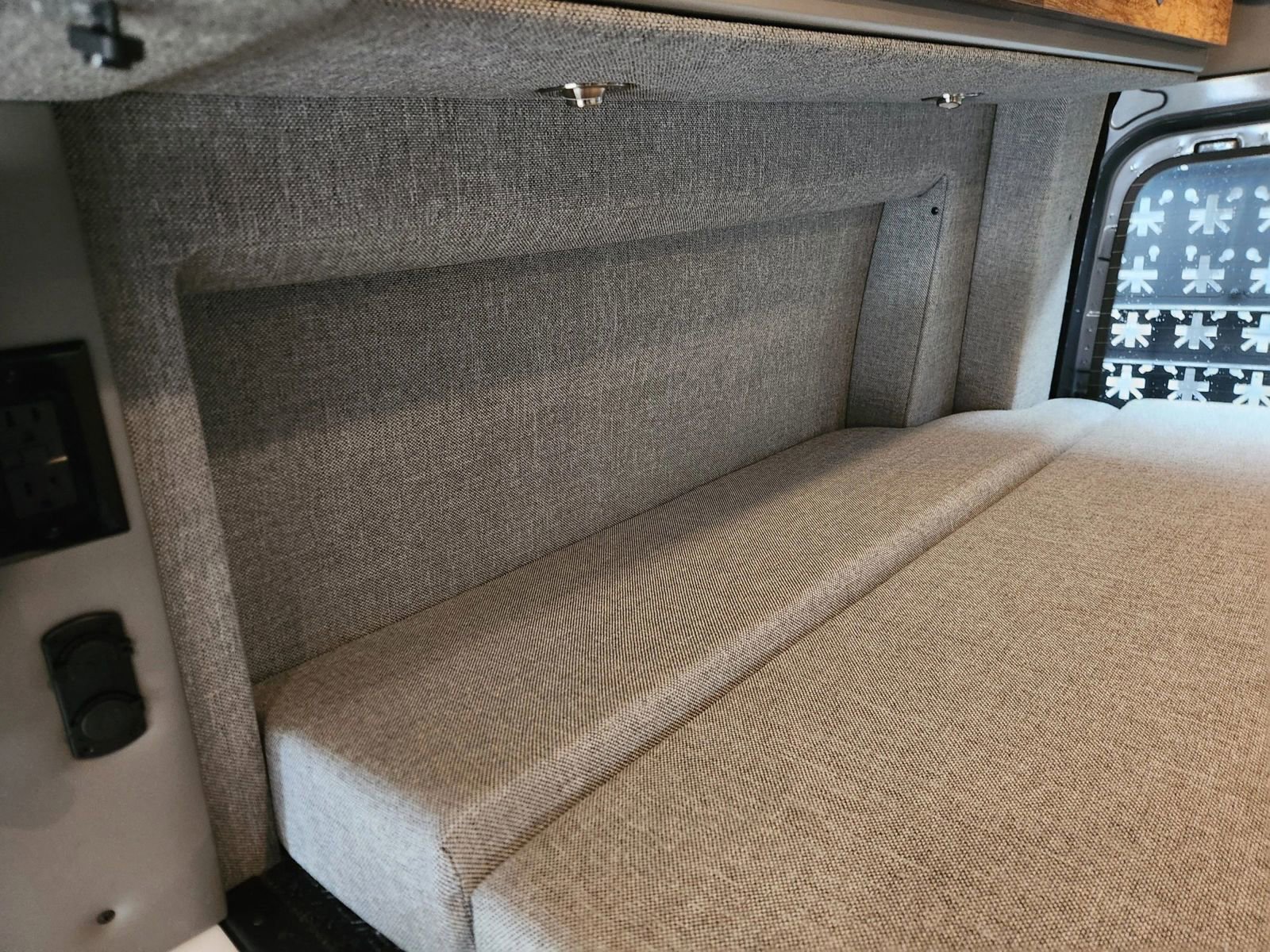 Used 2023 Mercedes-Benz Sprinter 2500 image 47