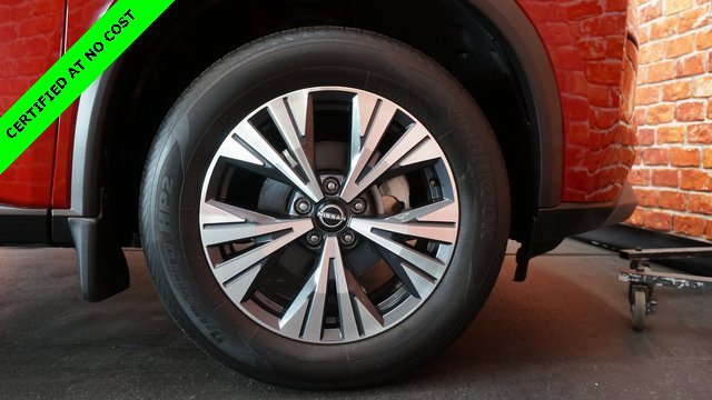 Used 2022 Nissan Rogue SV w/ SV Premium Package image 91