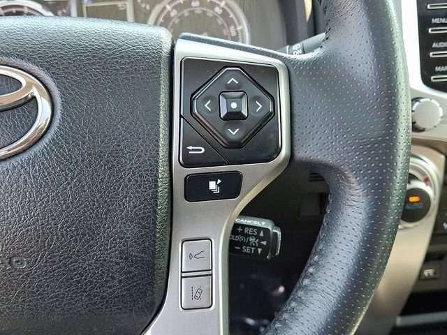Used 2022 Toyota 4Runner Limited AWD/4WD image 25