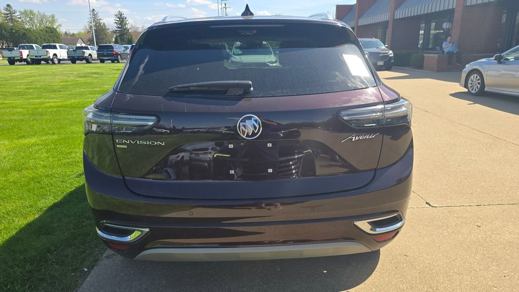 Used 2023 Buick Envision Avenir image 7
