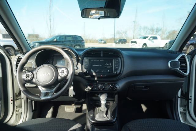 Used 2022 Kia Soul LX w/ Technology Package image 25