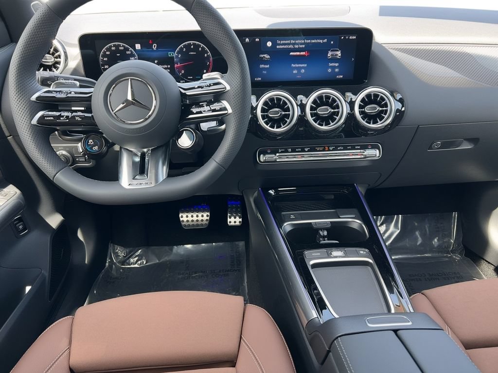 New 2026 Mercedes-Benz GLA 35 AMG 4MATIC image 5