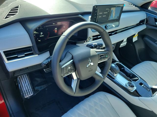 New 2025 Mitsubishi Outlander SEL image 22