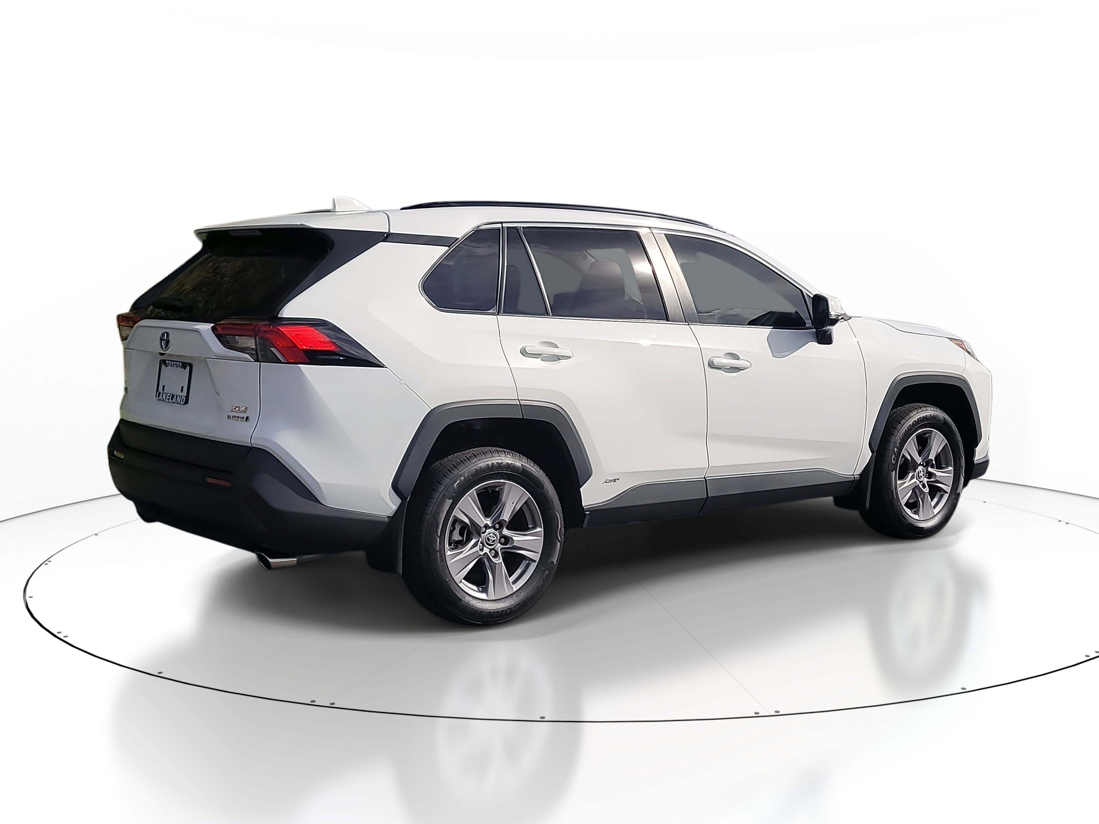 Certified 2024 Toyota RAV4 XLE w/ Convenience Package image 7