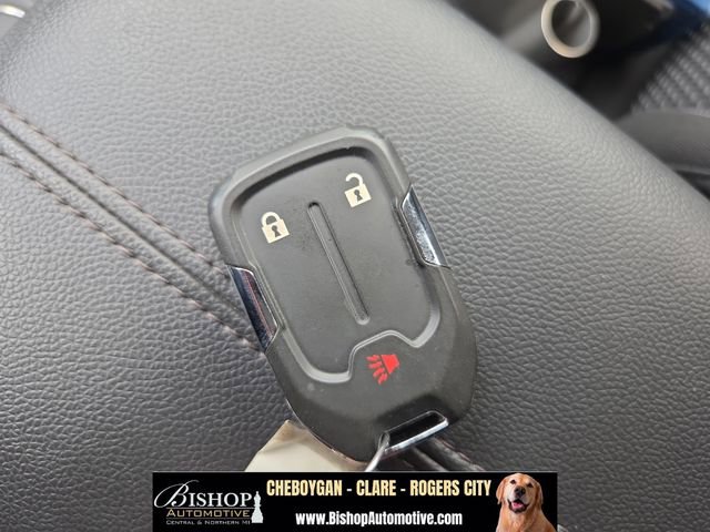 Used 2024 GMC Terrain SLE w/ LPO, Floor Liner Package FWD image 23