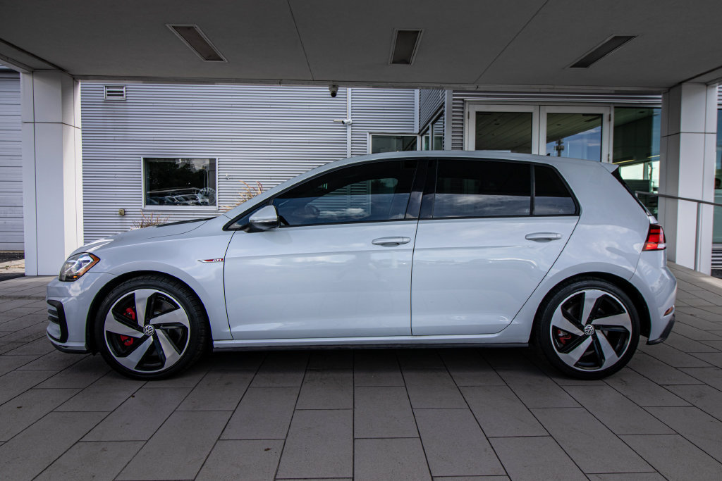 Used 2019 Volkswagen GTI SE FWD image 12