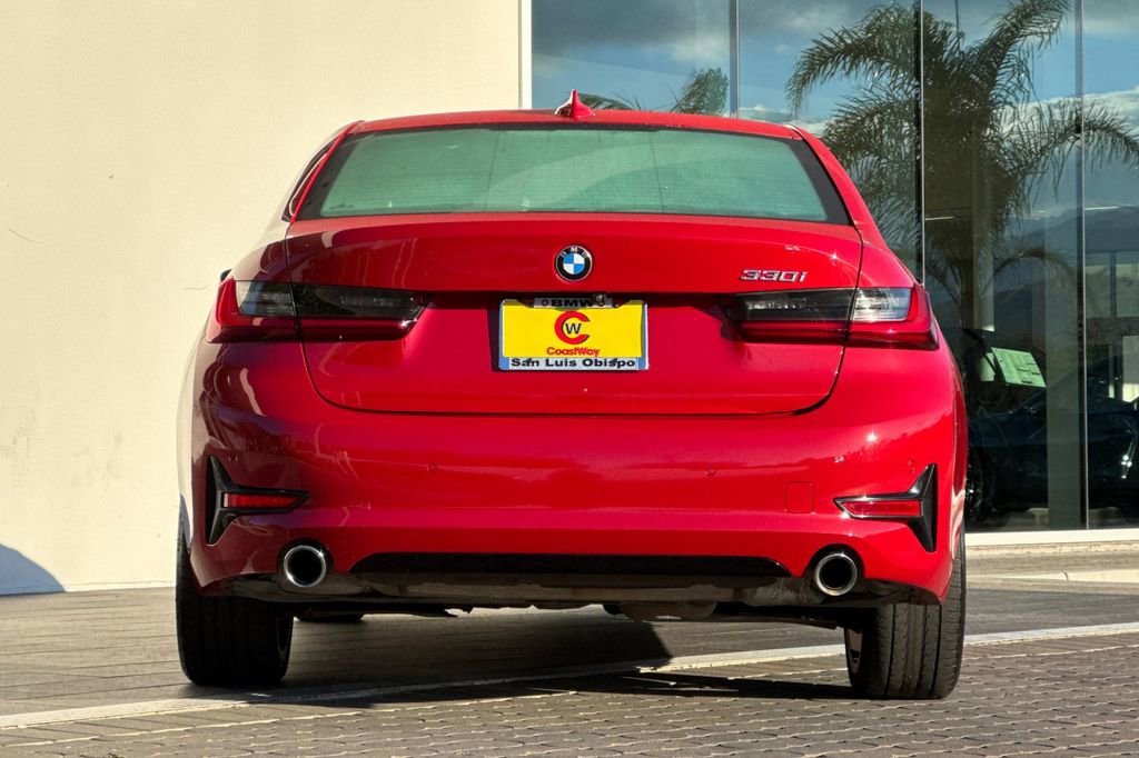 Used 2022 BMW 330i Sedan w/ Premium Package 2 image 4