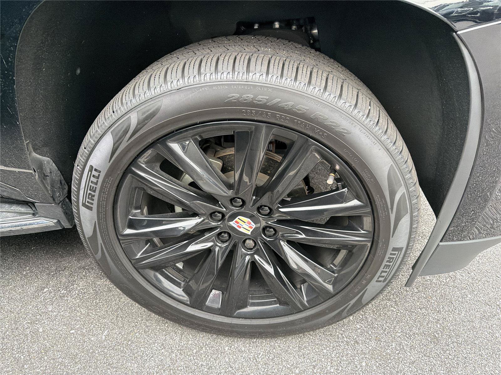 Used 2019 Cadillac Escalade Luxury AWD/4WD image 8