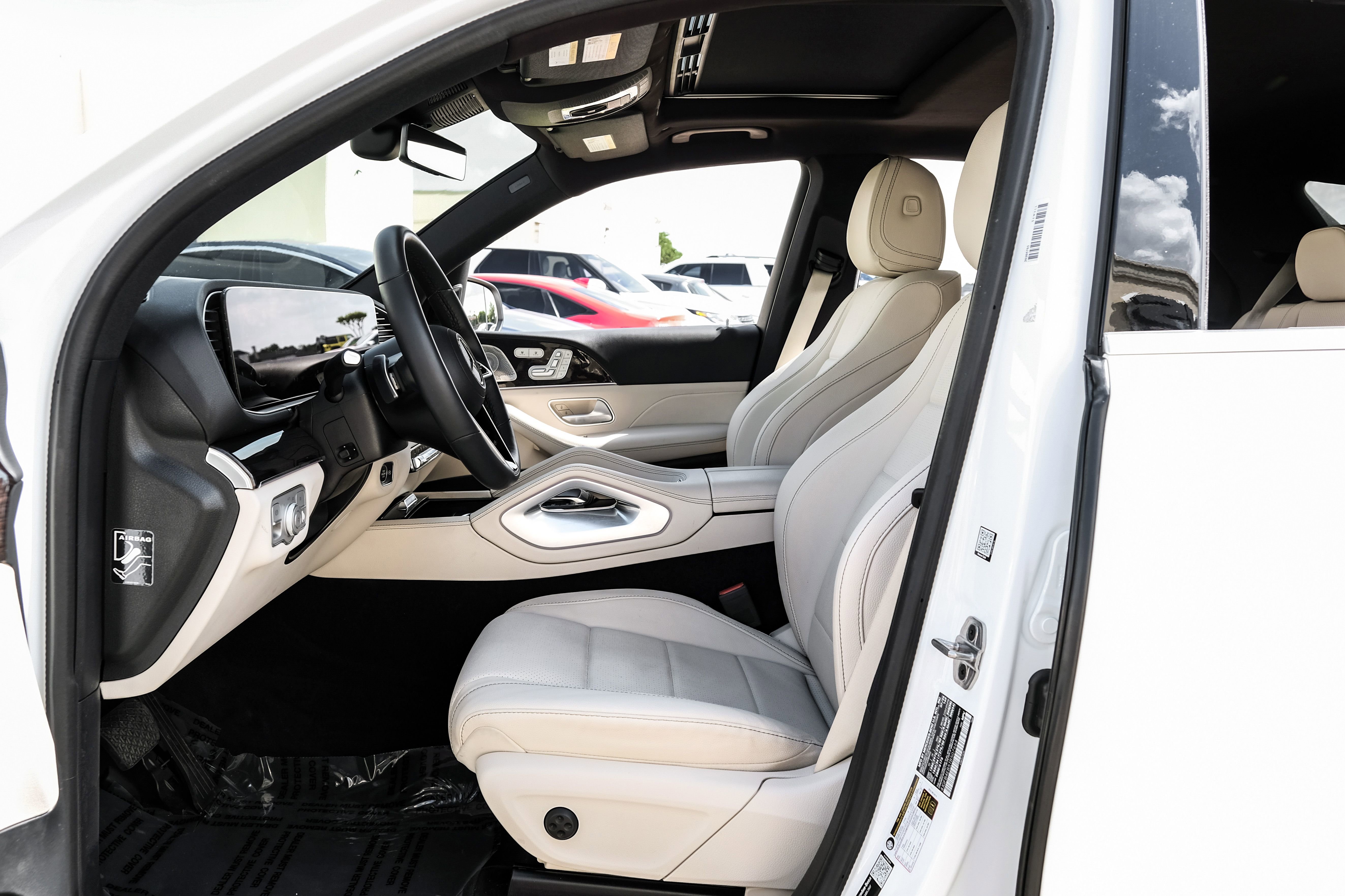 Used 2026 Mercedes-Benz GLE 350 4MATIC image 3