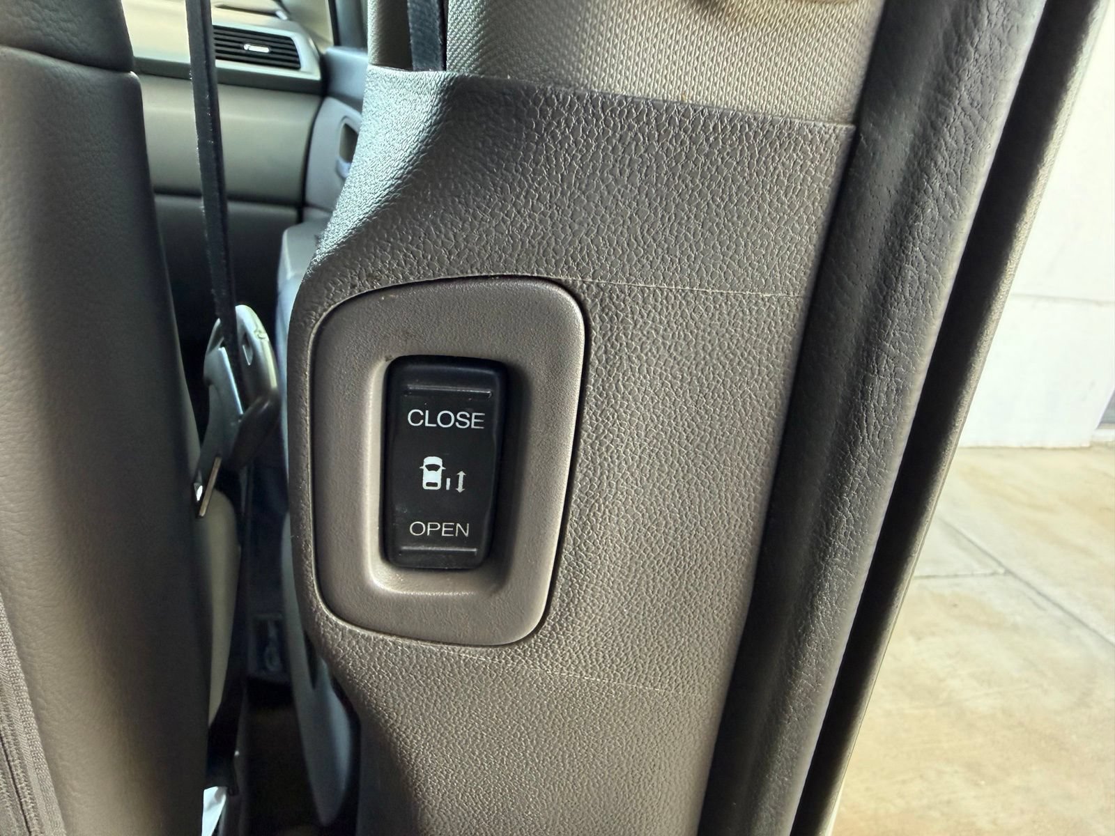 Used 2016 Honda Odyssey EX-L image 39