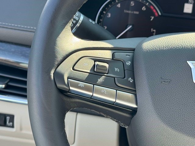 Certified 2023 Cadillac XT4 Premium Luxury w/ LPO, ONYX Package AWD/4WD image 7