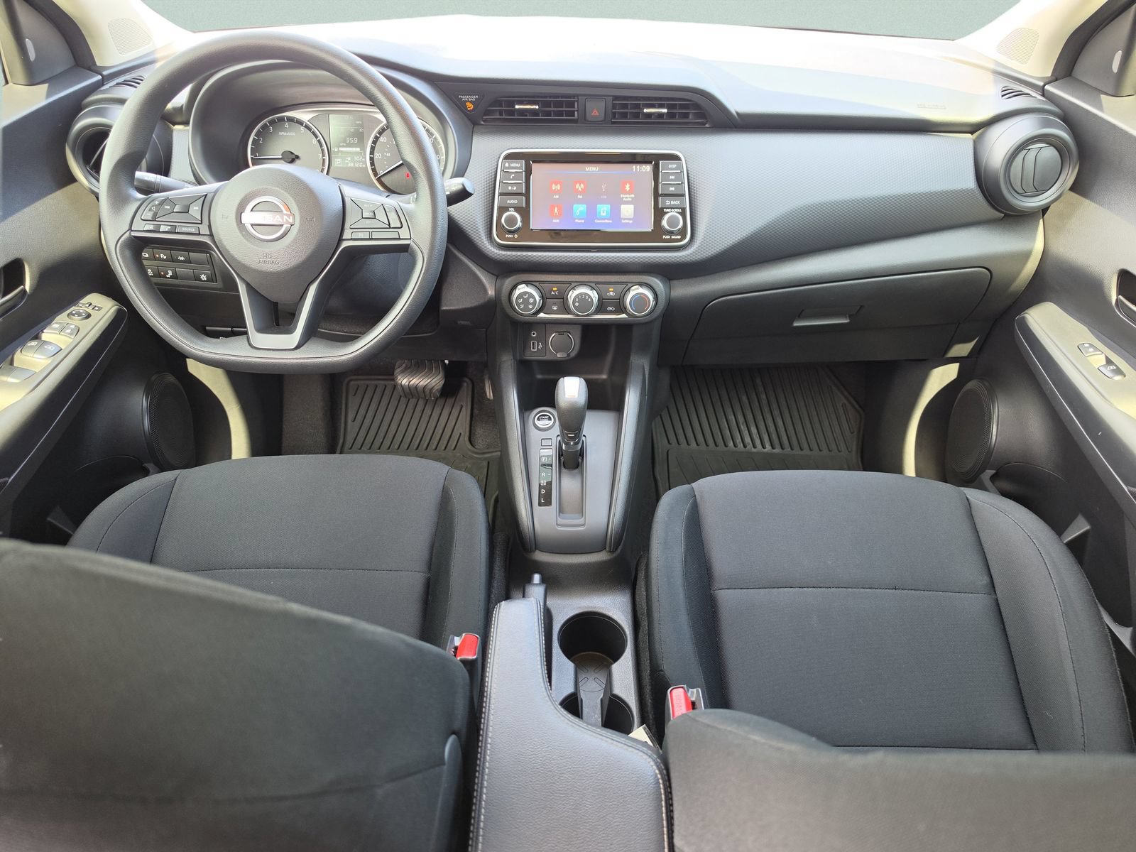 Used 2023 Nissan Kicks S FWD image 17