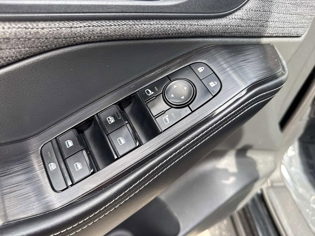 Used 2021 Nissan Rogue SV FWD image 23