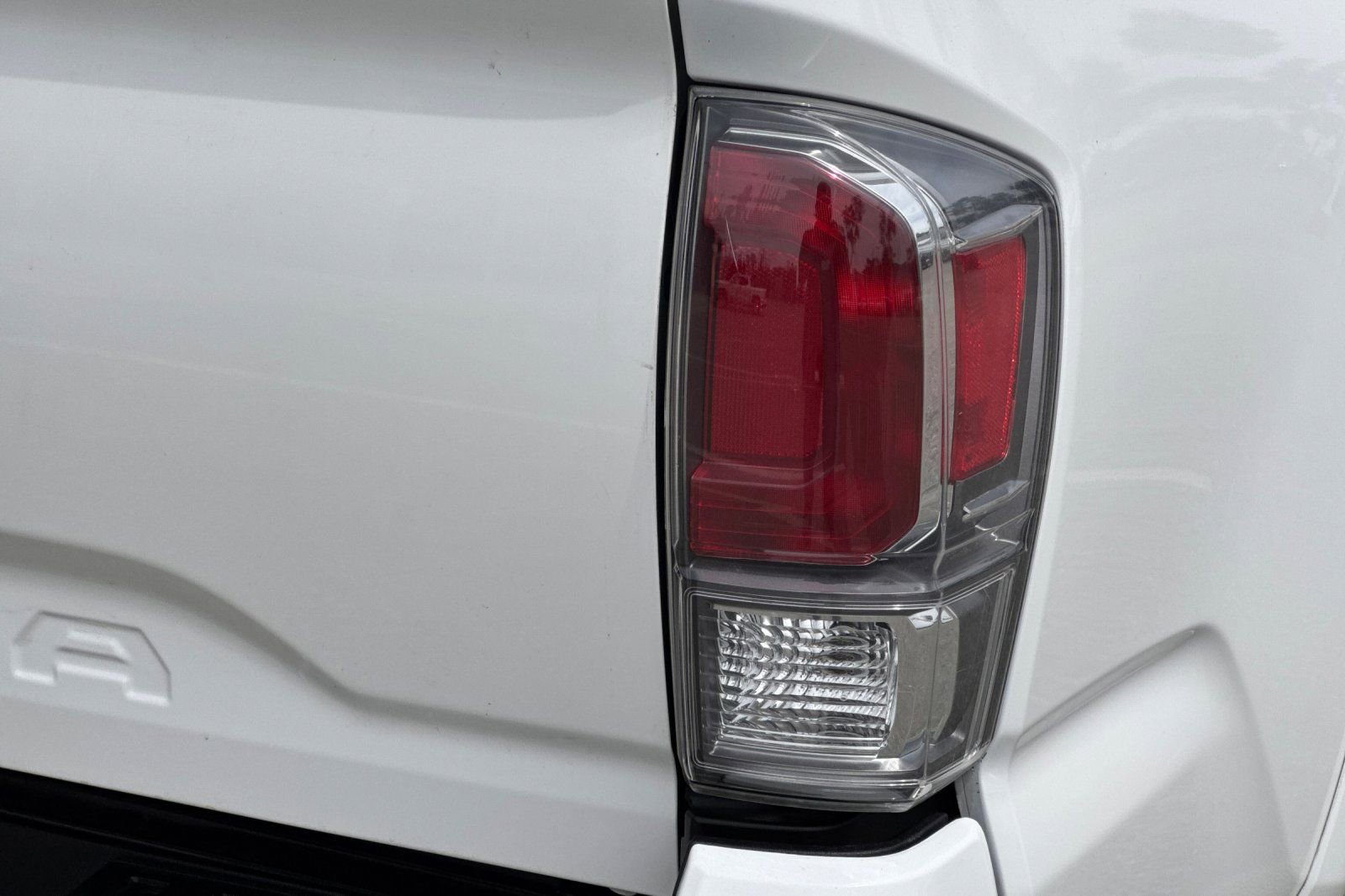 Used 2021 Toyota Tacoma TRD Sport w/ Technology Package image 26