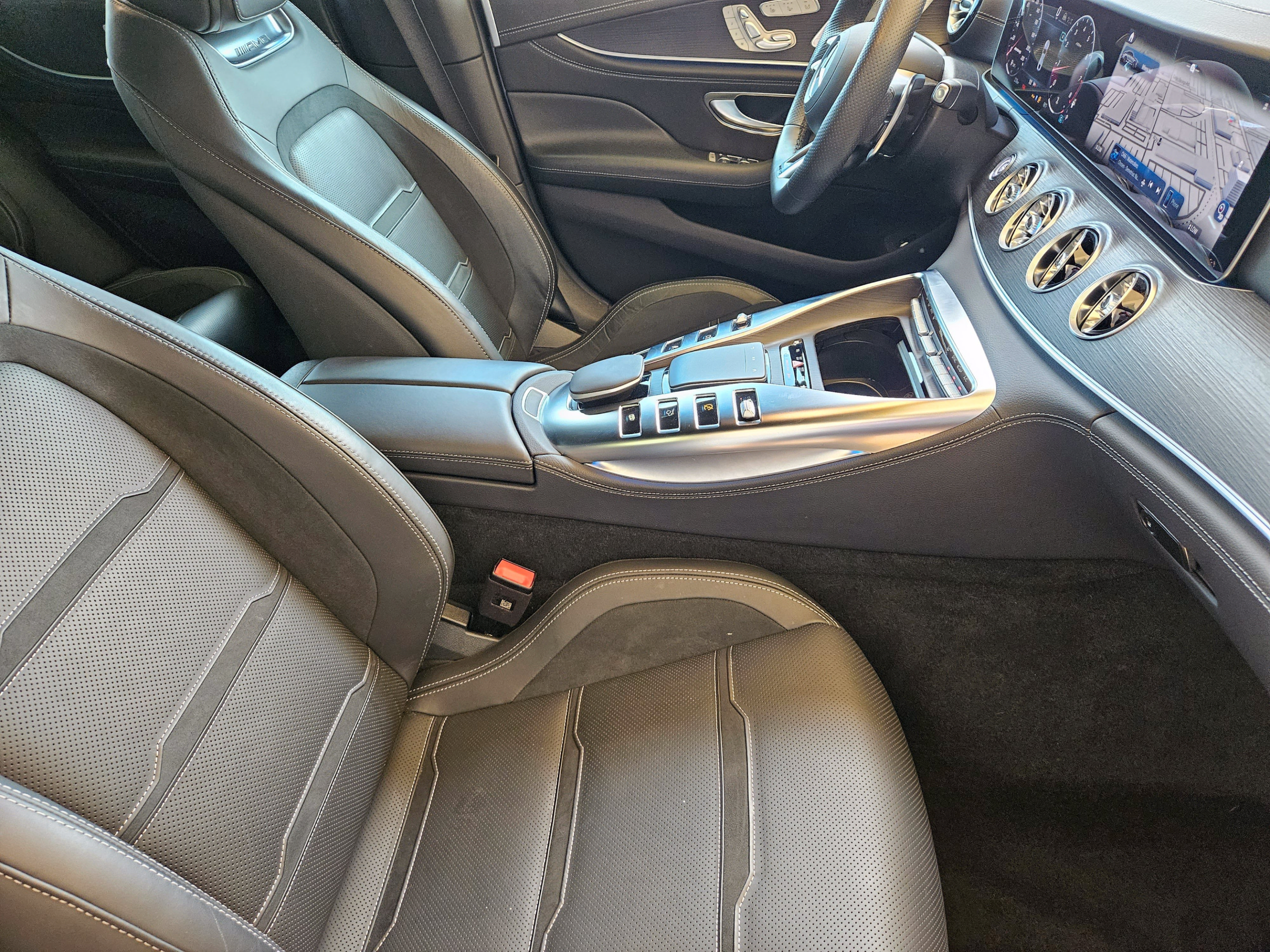 Certified 2024 Mercedes-Benz AMG GT 63 image 27