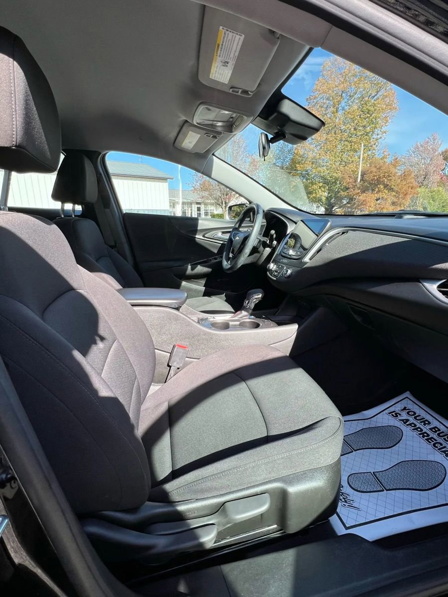 Used 2024 Chevrolet Malibu RS image 12