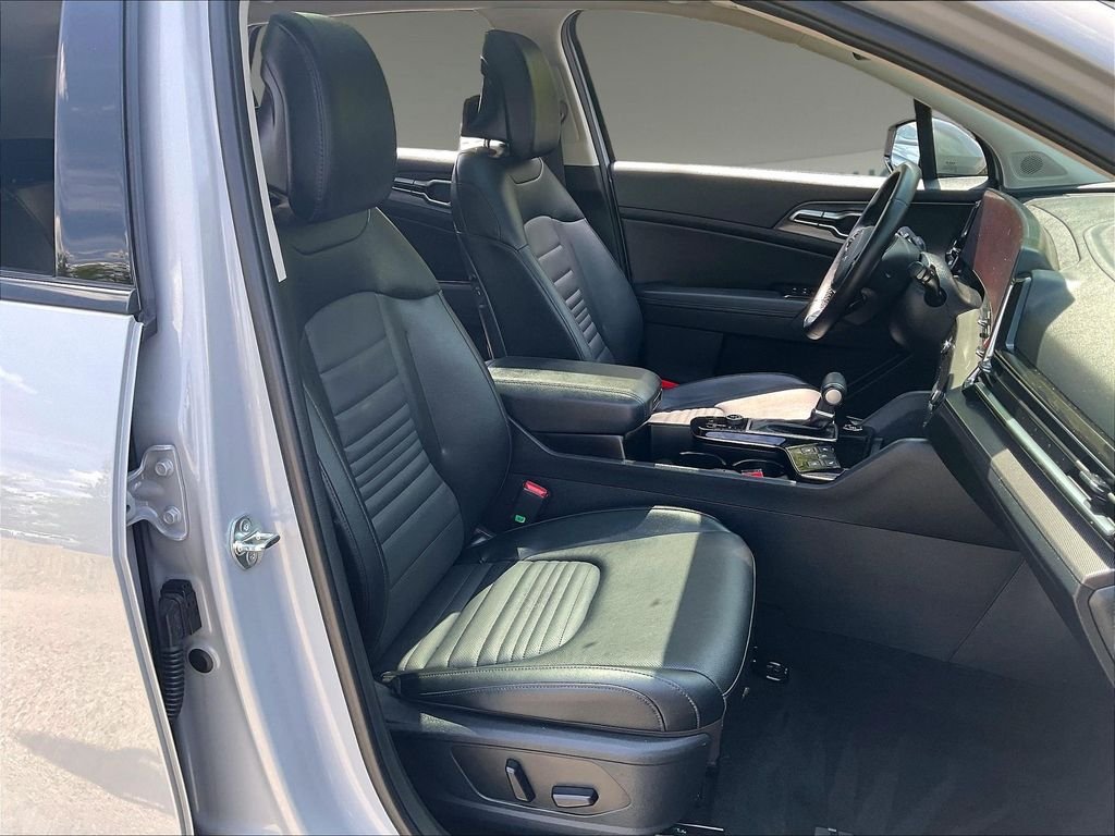 Used 2025 Kia Sportage SX AWD/4WD image 11