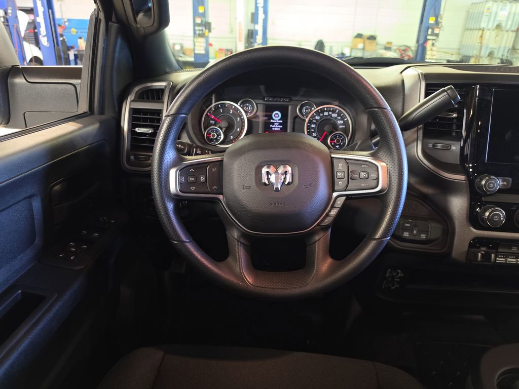 New 2026 RAM 5500 Tradesman w/ Chrome Appearance Group AWD/4WD image 17