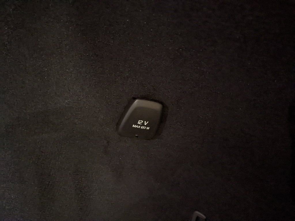 New 2026 Volvo XC90 B5 Plus image 28