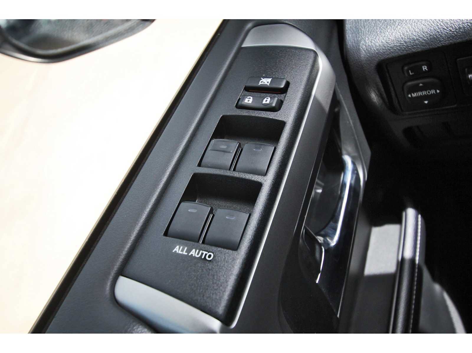 Used 2023 Toyota 4Runner SR5 Premium w/ Moonroof Package RWD image 20