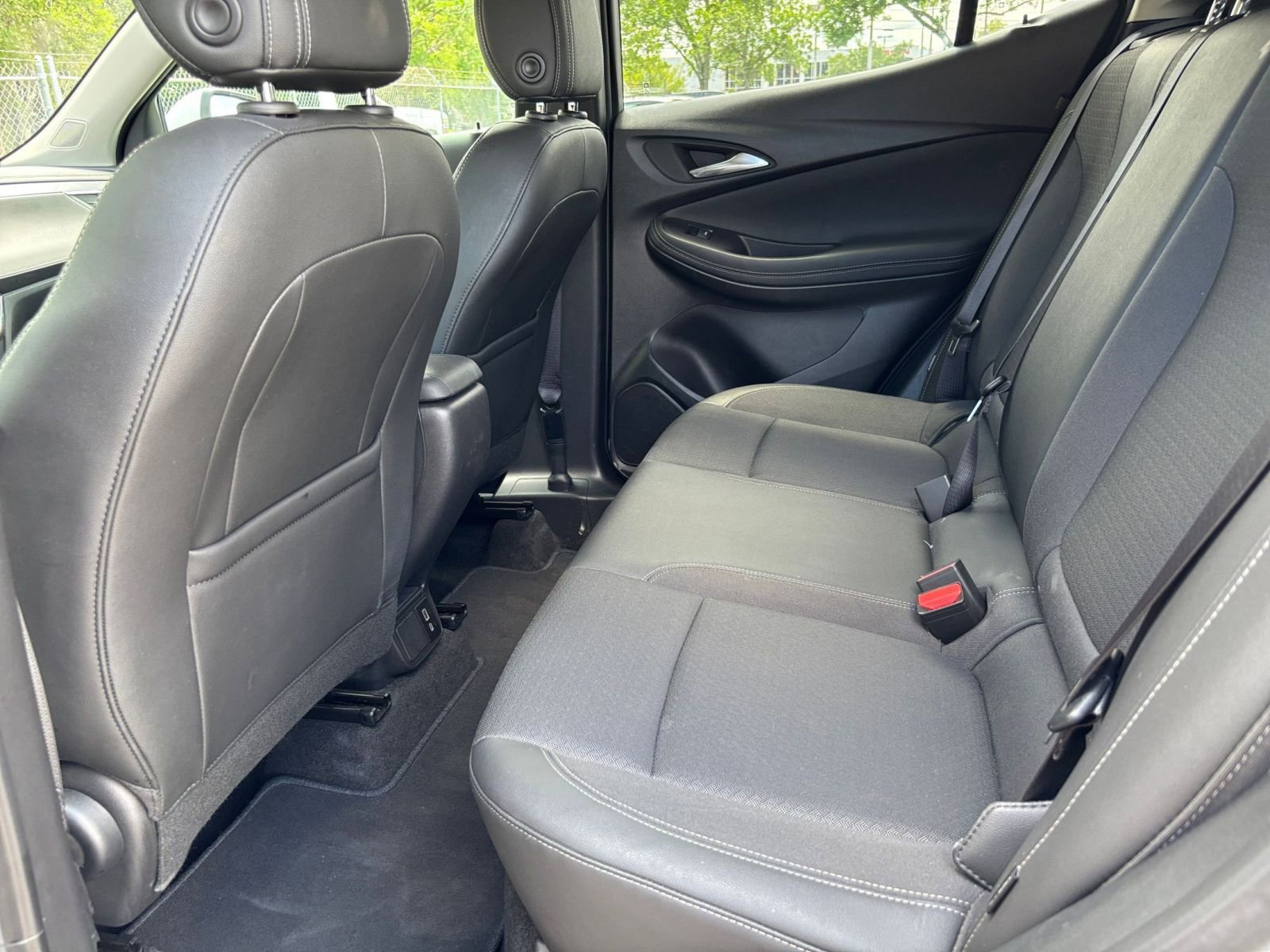 Used 2025 Buick Encore GX Preferred FWD image 24