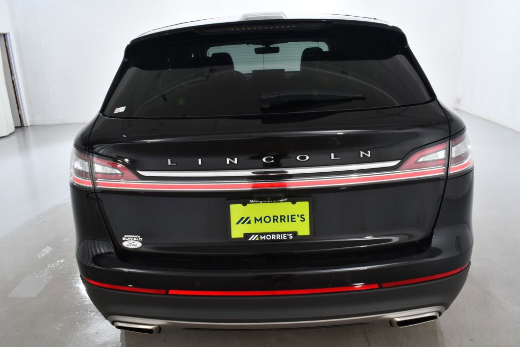 Used 2022 Lincoln Nautilus Reserve image 13