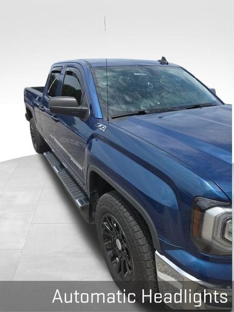 Used 2018 GMC Sierra 1500 SLE w/ SLE Value Package AWD/4WD image 6